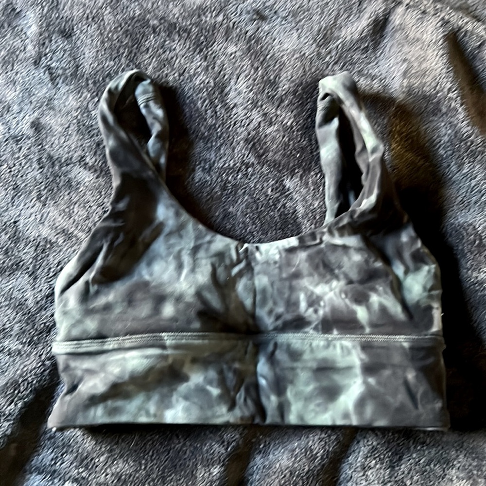 Lululemon (Align) - size 6, green sports bra.